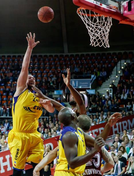 三个关键词 三个关键词